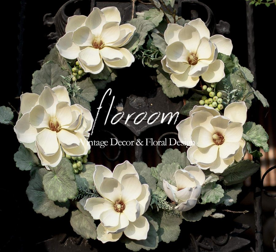 A Floroom peony and hydrangea wreath